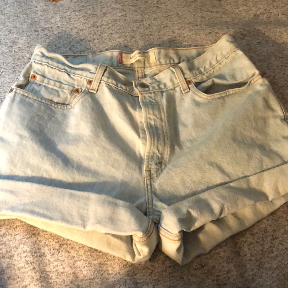 Levi’s high waisted shorts